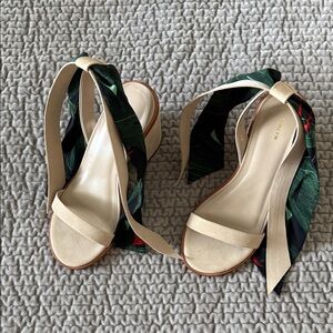 NEW ✨ OSKLEN Beige tie up flat sandals